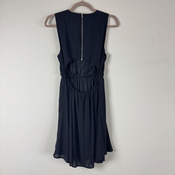 Express Black Sleeveless V Neck Open Back Dress Size 6 Lined - Picture 2 of 11